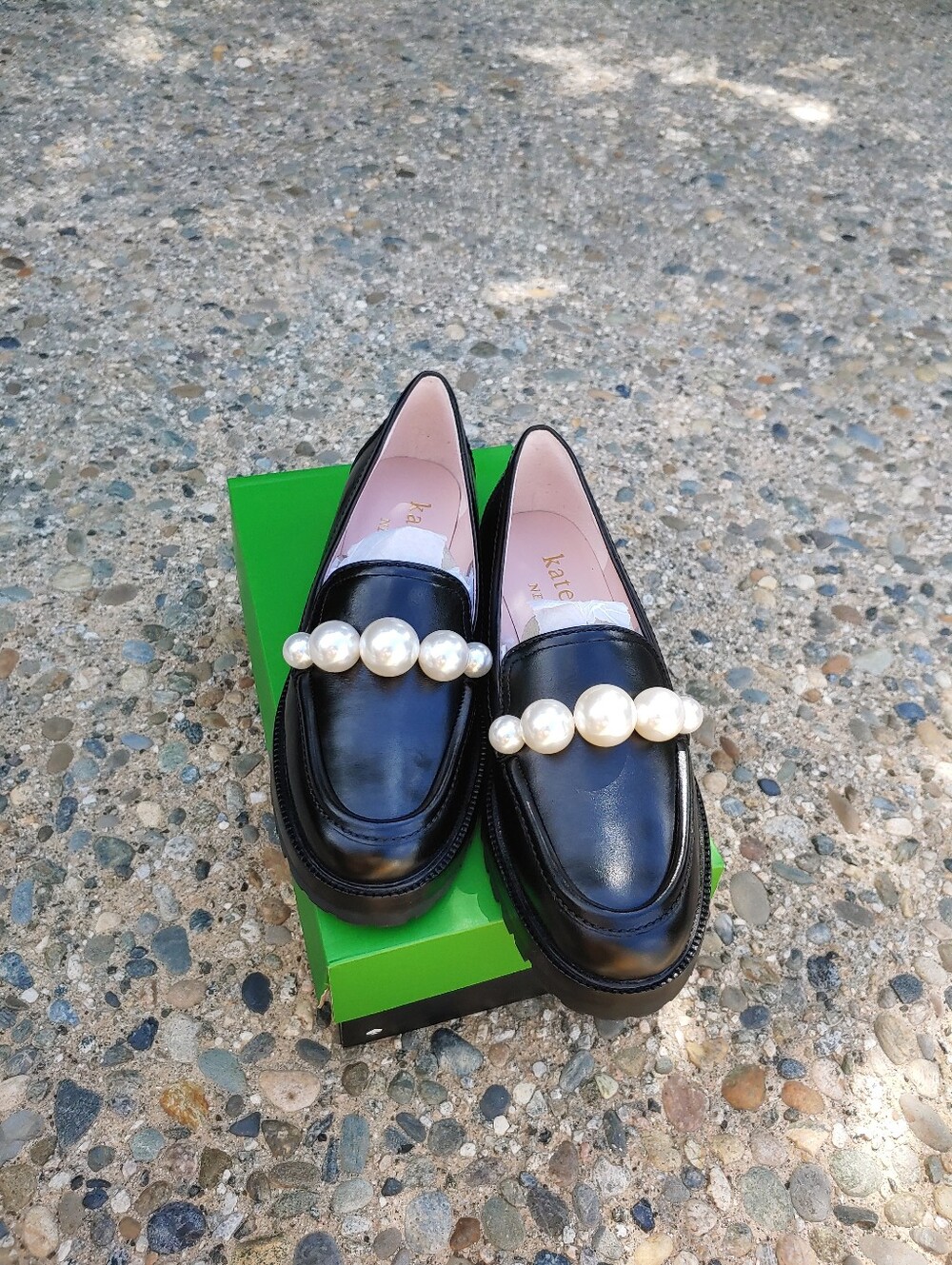 Kate Spade Leather Pearl Loader NWB Sz 8